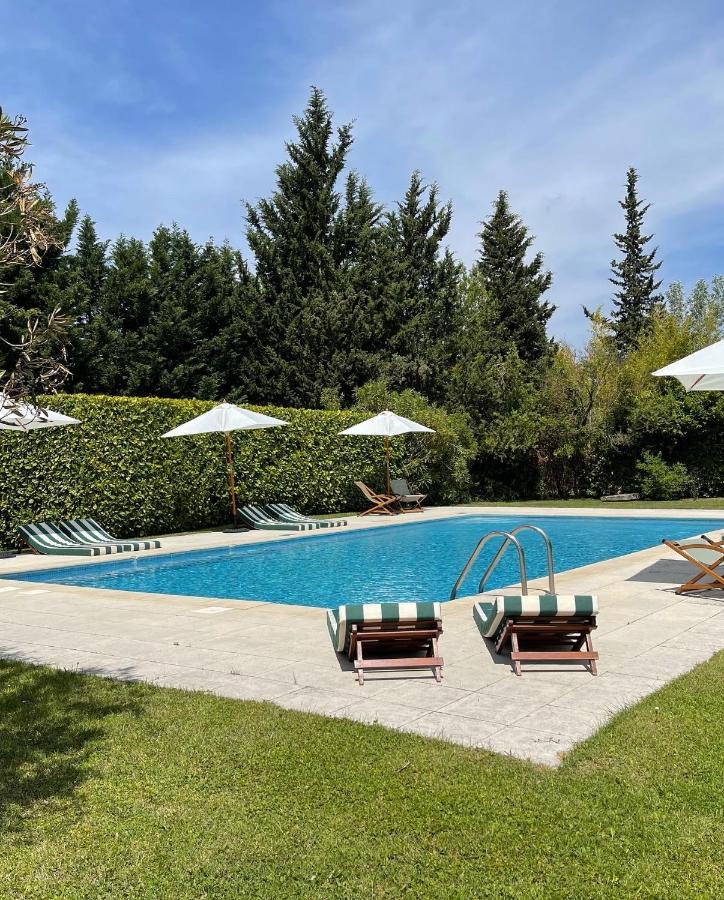 Hotel Le Mas Des Gres & Restaurant Sous Les Platanes Lagnes 外观 照片